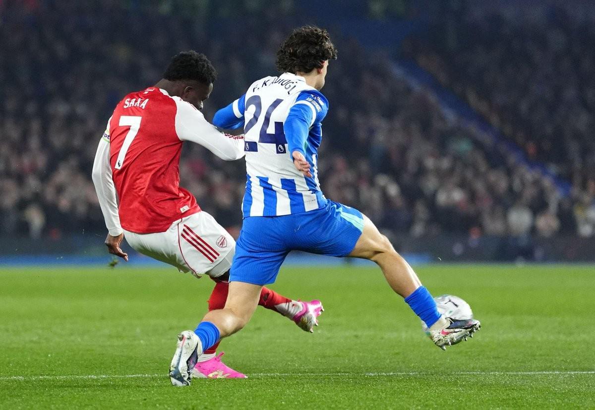 数据-1:0！萨卡超越亨利破纪录，阿森纳双喜临门，3连胜甩开曼城7分