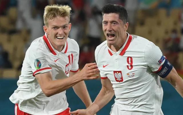 指数-【前瞻】波兰体能响警报 瑞典主帅：我们能防住莱万